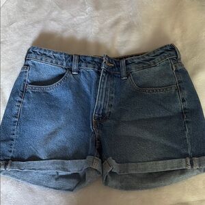 h&m cuffed denim shorts